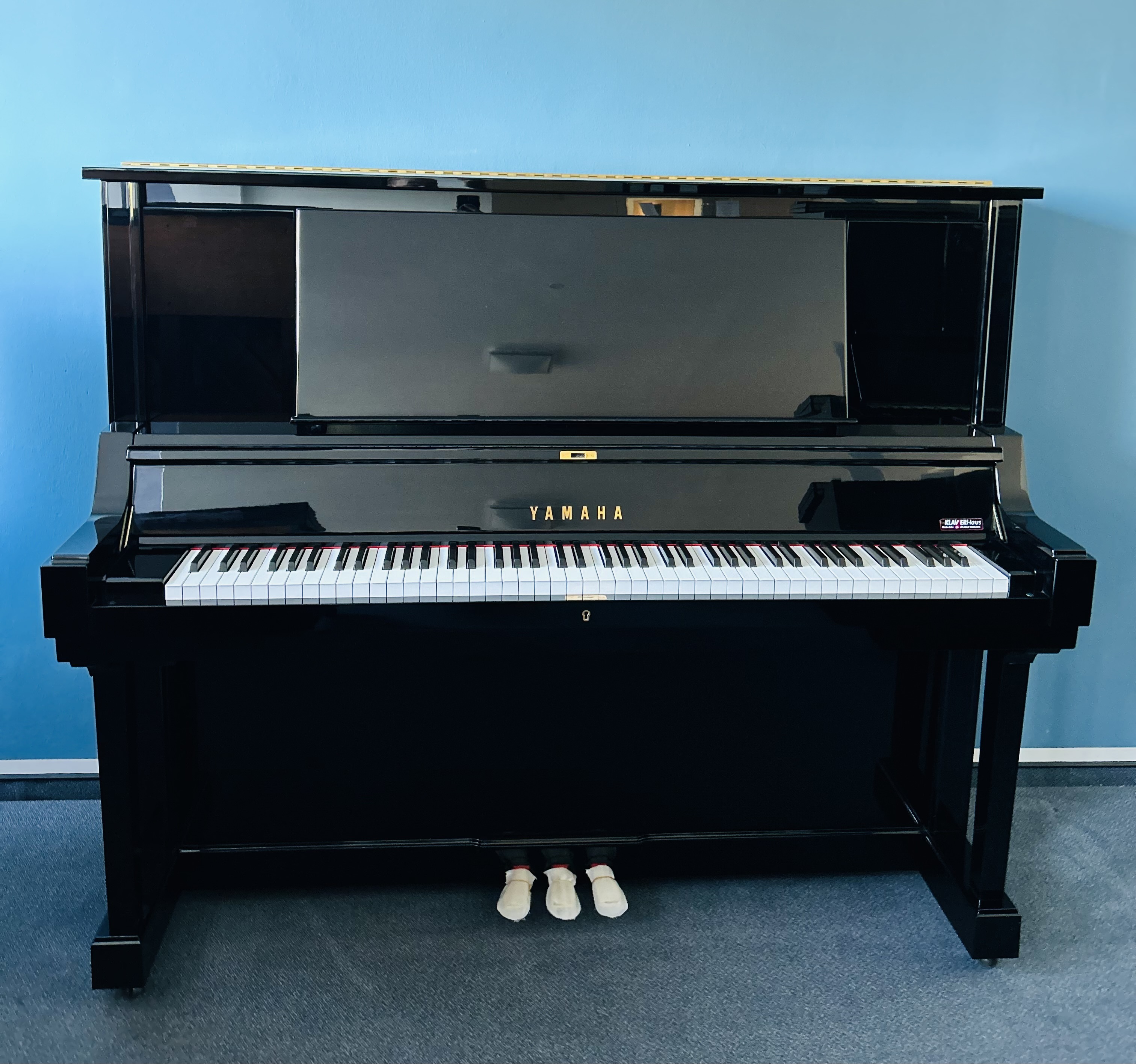 Yamaha UX5 Klavier