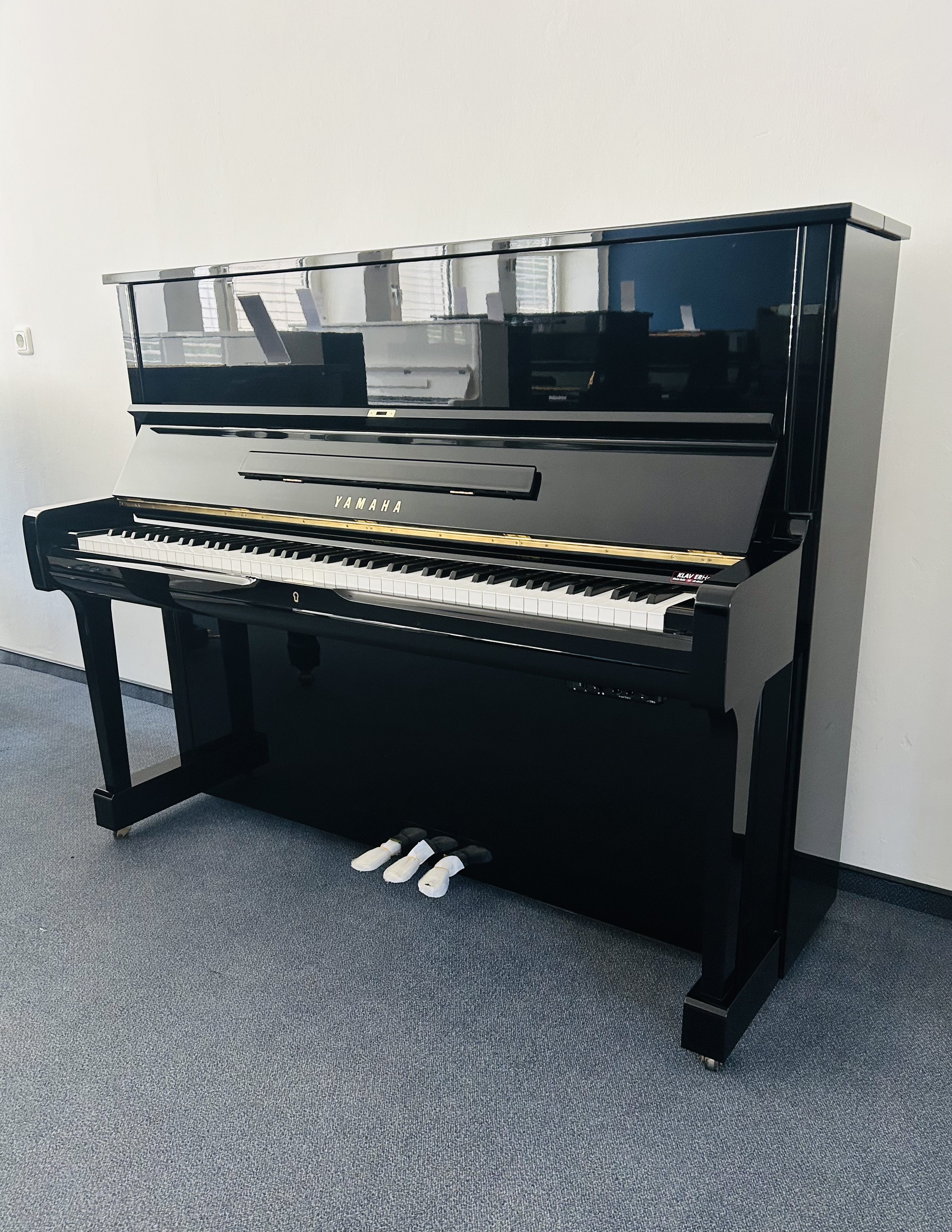 Yamaha U1A Klavier Silent